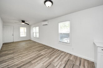 406 73rd St in Houston, TX - Building Photo - Building Photo