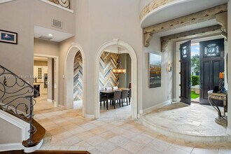 2357 Alaqua Dr in Longwood, FL - Building Photo - Building Photo