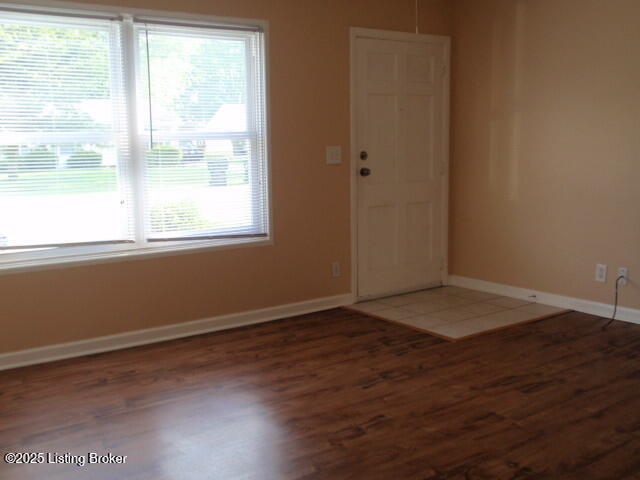 10016 Robsion Rd in Louisville, KY - Building Photo - Building Photo