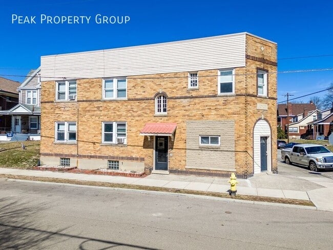 property at 1772 Williams Ave