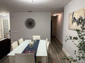 3309 Water Oak Dr in Hollywood, FL - Building Photo - Building Photo