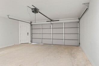 1982 S Razorback Rd in Fayetteville, AR - Building Photo - Building Photo