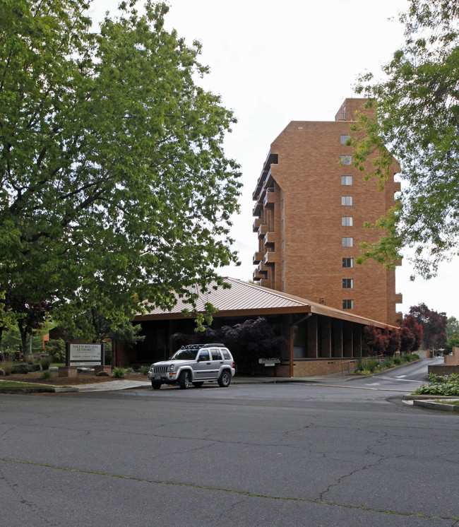 Robert Lindsey Tower in Salem, OR - Building Photo - Building Photo