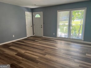 2875 Carriage Ln in College Park, GA - Building Photo - Building Photo