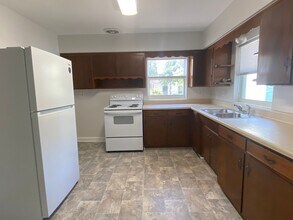 1128 N Vermont Ave in Lakeland, FL - Building Photo - Building Photo