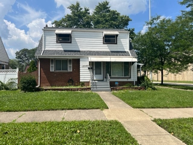 17502 Roy St in Lansing, IL - Building Photo