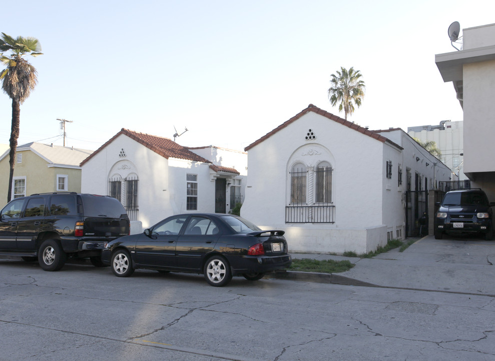 1026-1028 3/4 Wilcox Ave in Los Angeles, CA - Building Photo