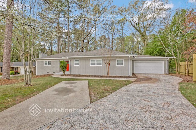 property at 1819 Kimberly Dr SW