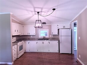 68 Bingham Rd in Oswego, NY - Building Photo - Building Photo