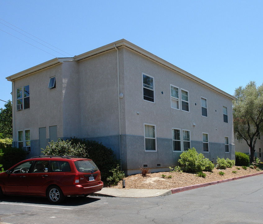 Sonoma Village Apartments in Sonoma, CA - Building Photo