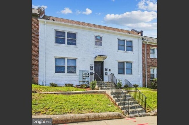 1235 Meigs Pl NE in Washington, DC - Building Photo - Building Photo