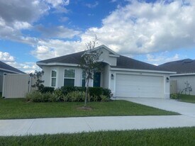 1176 Citrus Landings Blvd in Davenport, FL - Building Photo