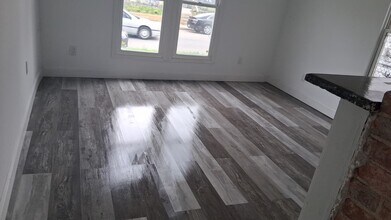 584 Kelton Ave in Columbus, OH - Building Photo - Building Photo