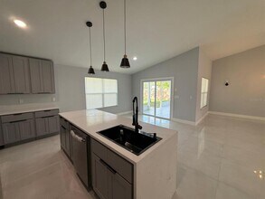1911 Academy St NE in Palm Bay, FL - Building Photo - Building Photo