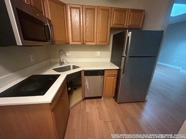 312 Shirley St in Winthrop, MA - Building Photo - Building Photo