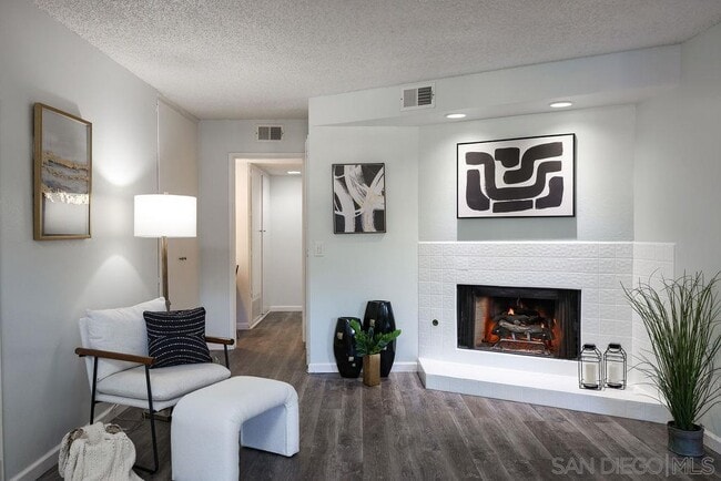 3861 Basilone St in San Diego, CA - Building Photo - Building Photo