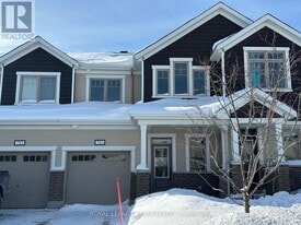 793 Brittanic Rd in Ottawa, ON - Building Photo