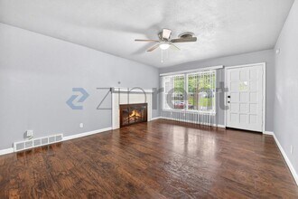 2332 Grandview Dr in Fort Worth, TX - Building Photo - Building Photo