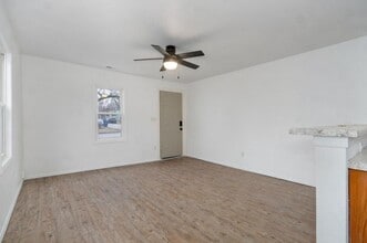 513 S Broadway Ave in Springfield, MO - Building Photo - Building Photo