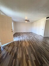 1614 Vauthier St in La Marque, TX - Foto de edificio - Building Photo