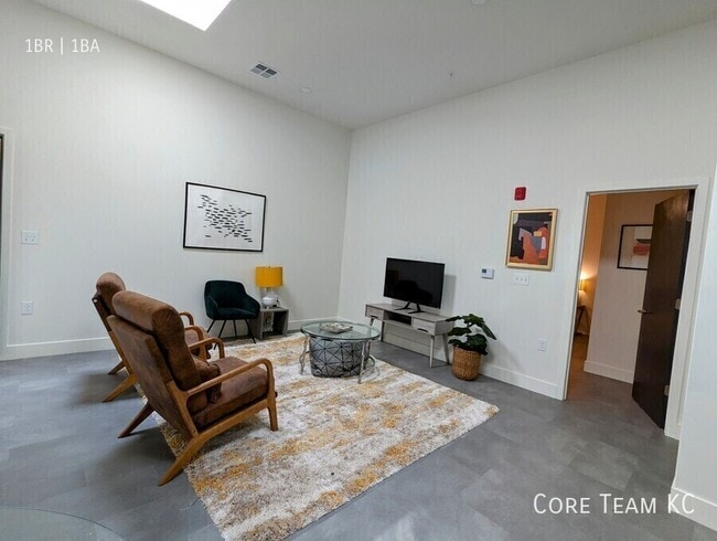 3100 E Gillham Plaza in Kansas City, MO - Building Photo - Building Photo