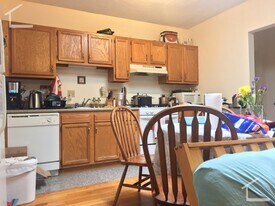 17 Cummings St, Unit 2 in Boston, MA - Building Photo