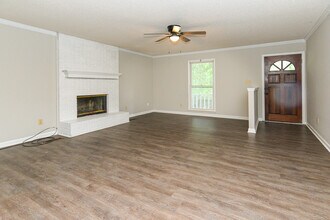 157 Greenwood Dr in Madison, AL - Building Photo - Building Photo