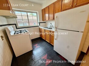 1114 Egan Ct in Cincinnati, OH - Building Photo - Building Photo