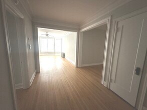 1125 Davis St in Evanston, IL - Building Photo - Building Photo