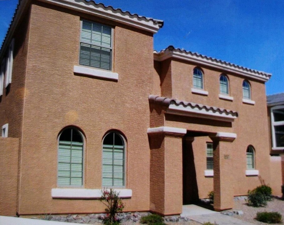 2847 E Bart St in Gilbert, AZ - Foto de edificio