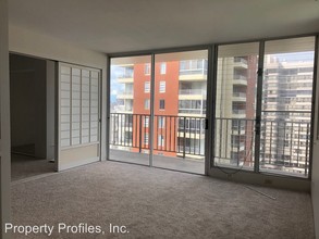 2754 Kuilei St-Unit -#2001 in Honolulu, HI - Building Photo - Building Photo