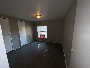 1504 Anita Cir in Florence, SC - Building Photo - Building Photo