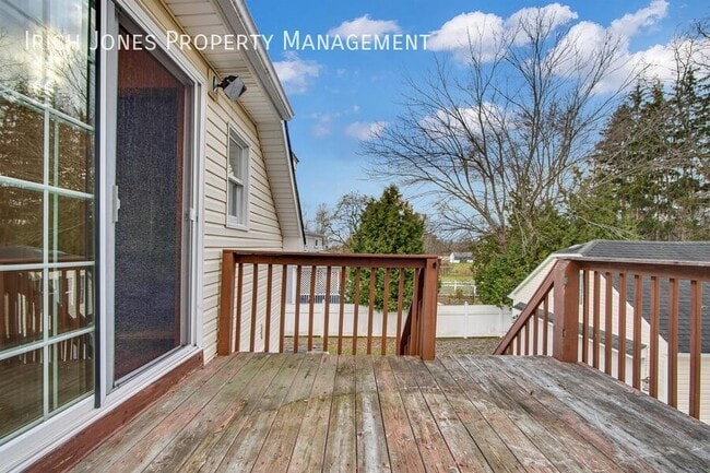 479 Lake Ave in Lancaster, NY - Building Photo - Building Photo