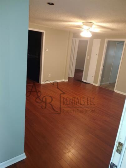 462 Fieldcrest Dr in Pittsburg, KS - Building Photo - Building Photo