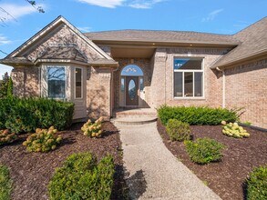 50247 Cheltenham Dr in Macomb, MI - Building Photo - Building Photo