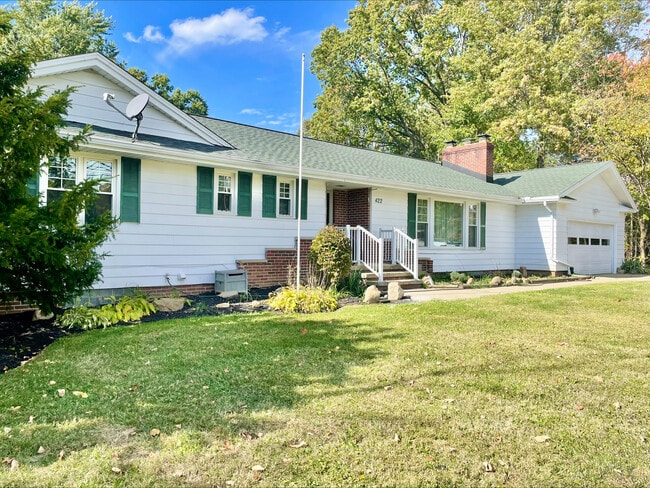 property at 422 S Miller Rd