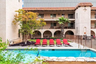 505 W 7th St in Austin, TX - Building Photo - Building Photo