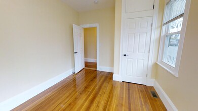 34 Ibbetson St in Somerville, MA - Foto de edificio - Building Photo