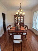 2017 Grey Oaks Park Ln in Glen Allen, VA - Foto de edificio - Building Photo