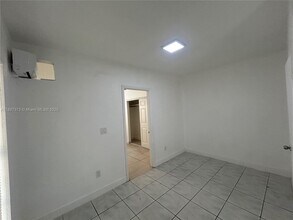 2611 SW 62nd Ave in Miramar, FL - Building Photo - Building Photo