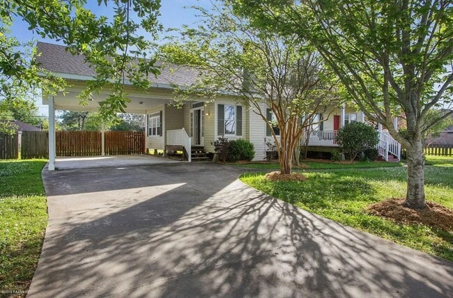 508 Foreman Dr in Lafayette, LA - Foto de edificio - Building Photo