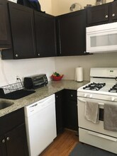 2351 N Kenneth Ave in Chicago, IL - Building Photo - Building Photo