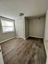 235-237-237 State Rd in Westport, MA - Building Photo - Building Photo