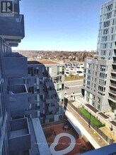 38 Monte Kwinter Ct in Toronto, ON - Building Photo - Building Photo
