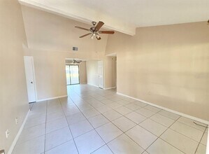 810 Royal Palm Dr in Kissimmee, FL - Building Photo - Building Photo