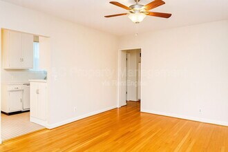 3240 Del Vina St in Pasadena, CA - Building Photo - Building Photo