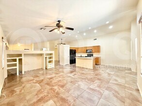 9263 E Monterey Ave in Mesa, AZ - Building Photo - Building Photo