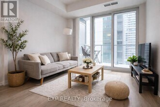 28 Widmer St in Toronto, ON - Building Photo - Building Photo