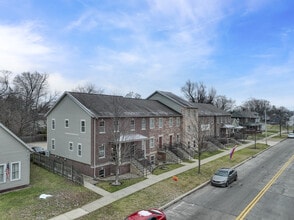 Darby Row in South Bend, IN - Foto de edificio - Building Photo