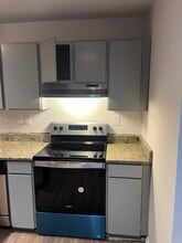 4170 Dawn Valley Ct in Chantilly, VA - Foto de edificio - Building Photo